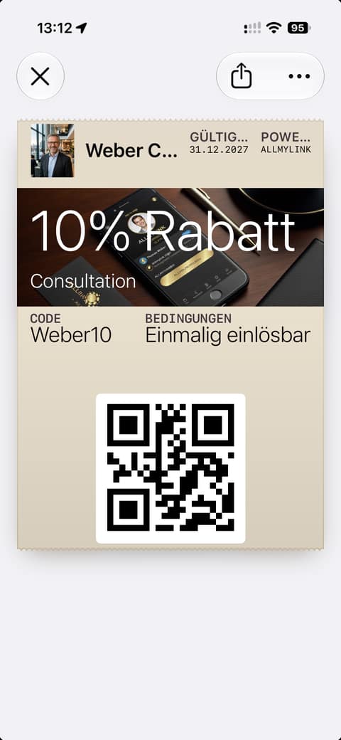 Gutschein von Weber Consulting, fiktive Firma, im Apple Wallet, Porträt und Bild KI-generiert: 10 Prozent Rabatt auf eine Beratung, Code Weber10, einmalig einlösbar